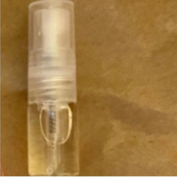 Malin+Goetz Stem Eau de Parfum 🍀🌱 note size when purchasing decant sample size - Picture 2 of 2